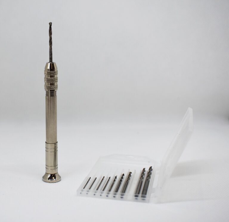 Handgeführte Mini-Bohrmaschine für die Schmuckherstellung