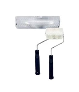 Nadelroller gegen Blasenbildung bei der Harzbeschichtung von Oberflächen und Böden