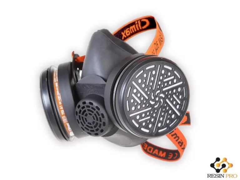 Schutzmaske mit Filtern, zertifiziert für Harze: Sicher arbeiten