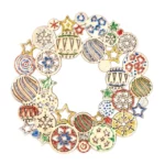 Holzkranz mit Mustern und Laserschnitten, Durchmesser 22 cm